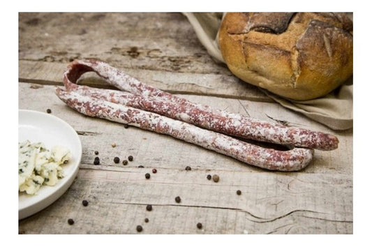 Thin dry sausage with Roquefort - without added nitrite salt